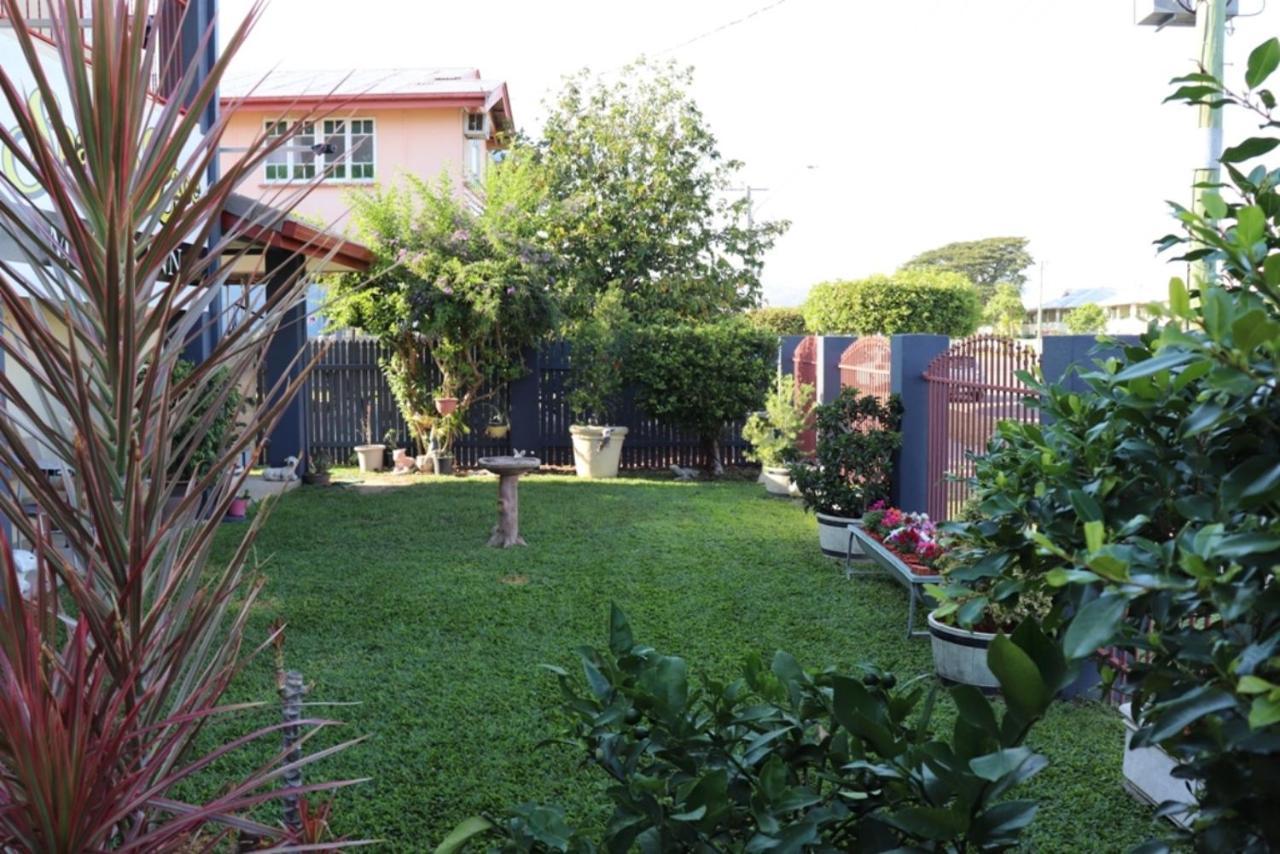 Spanish Lace Motor Inn Townsville Kültér fotó