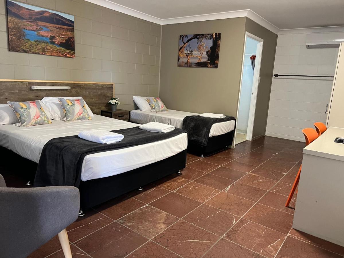 Spanish Lace Motor Inn Townsville Kültér fotó