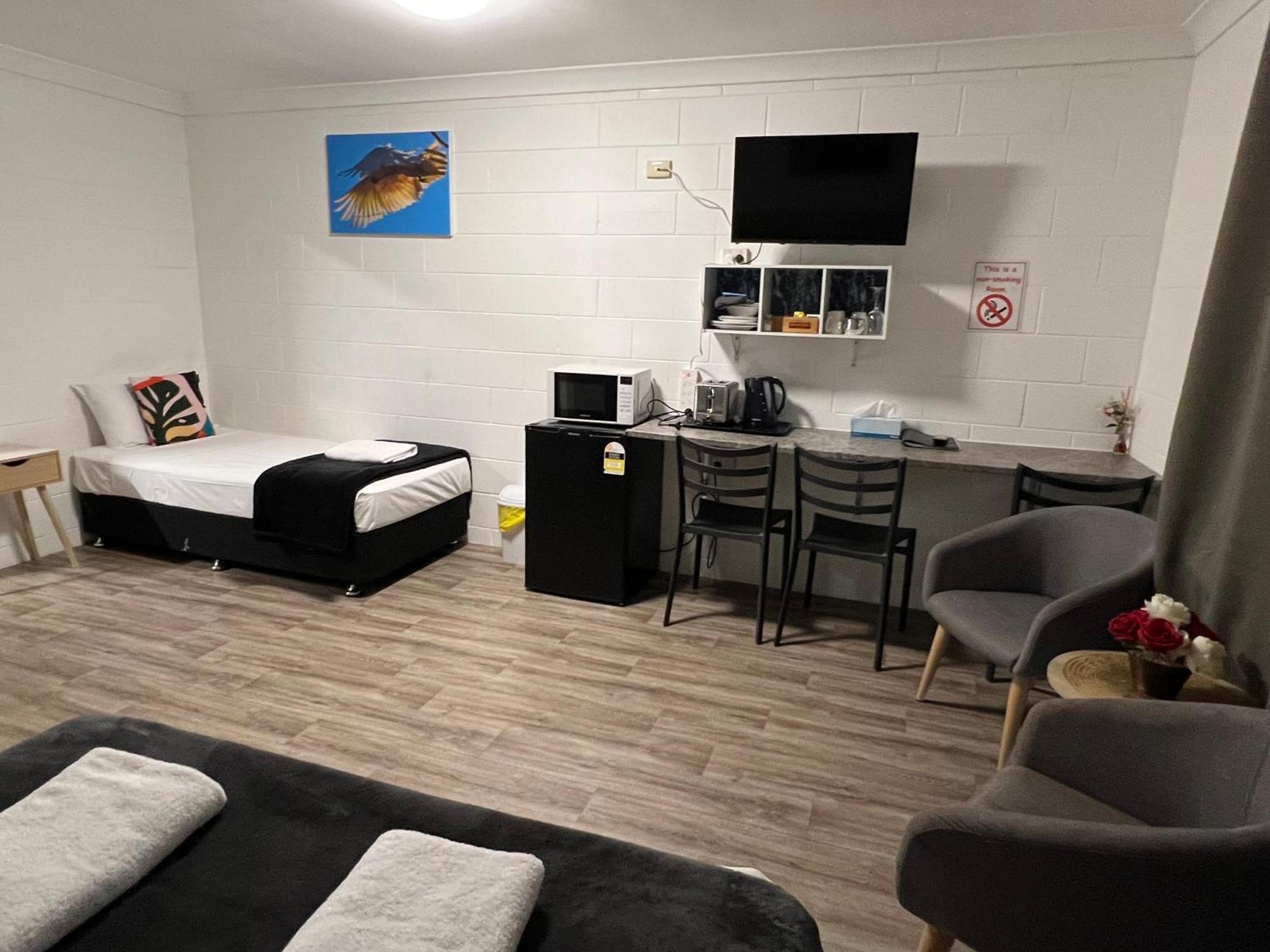 Spanish Lace Motor Inn Townsville Kültér fotó