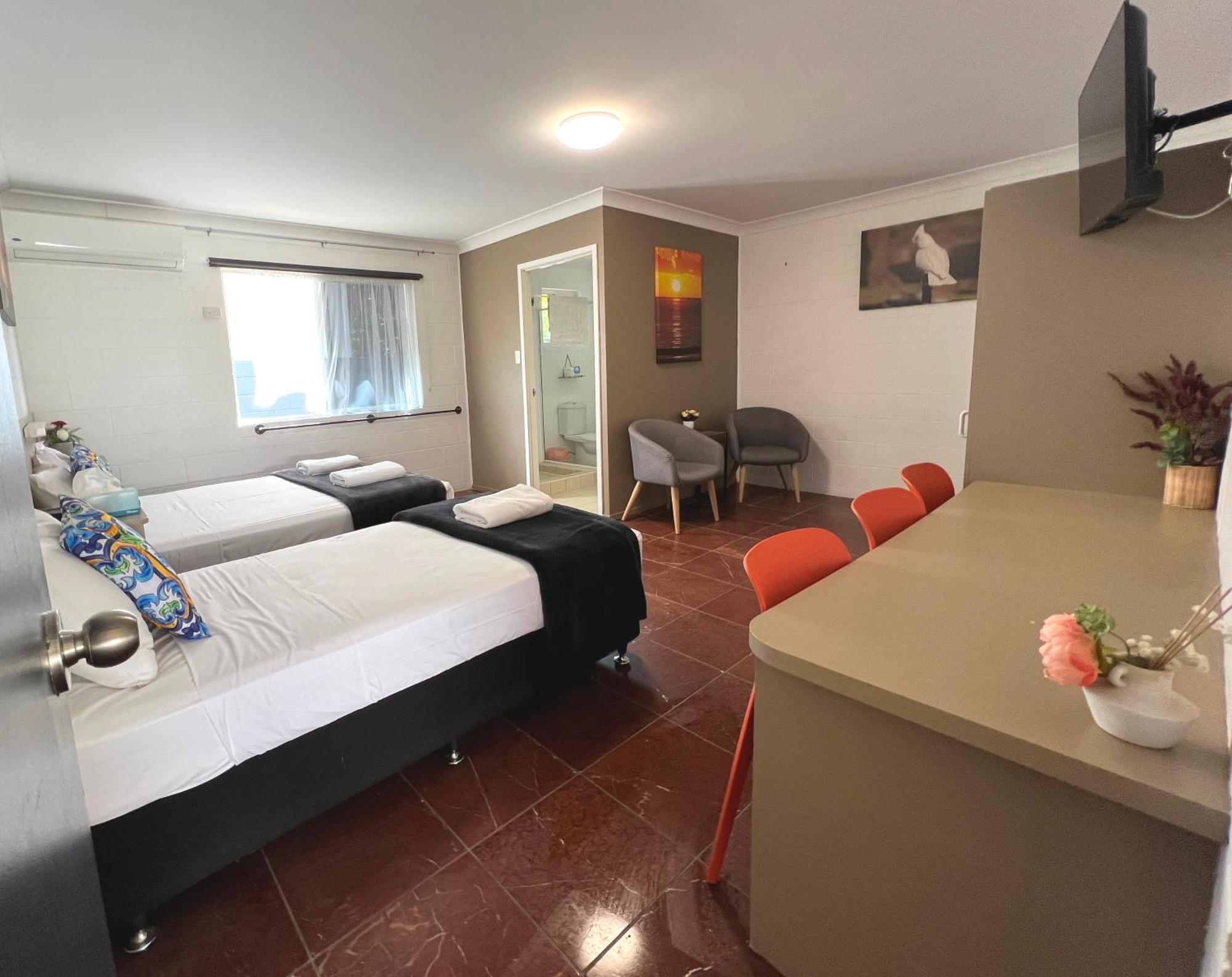 Spanish Lace Motor Inn Townsville Kültér fotó