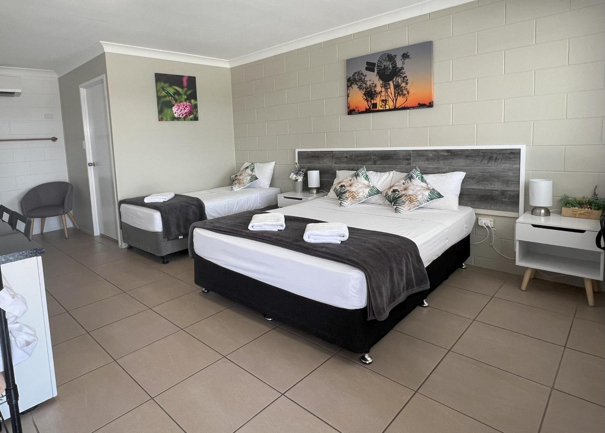 Spanish Lace Motor Inn Townsville Kültér fotó
